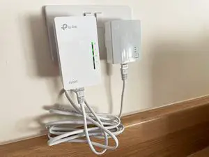 Can you daisy chain powerline adapters